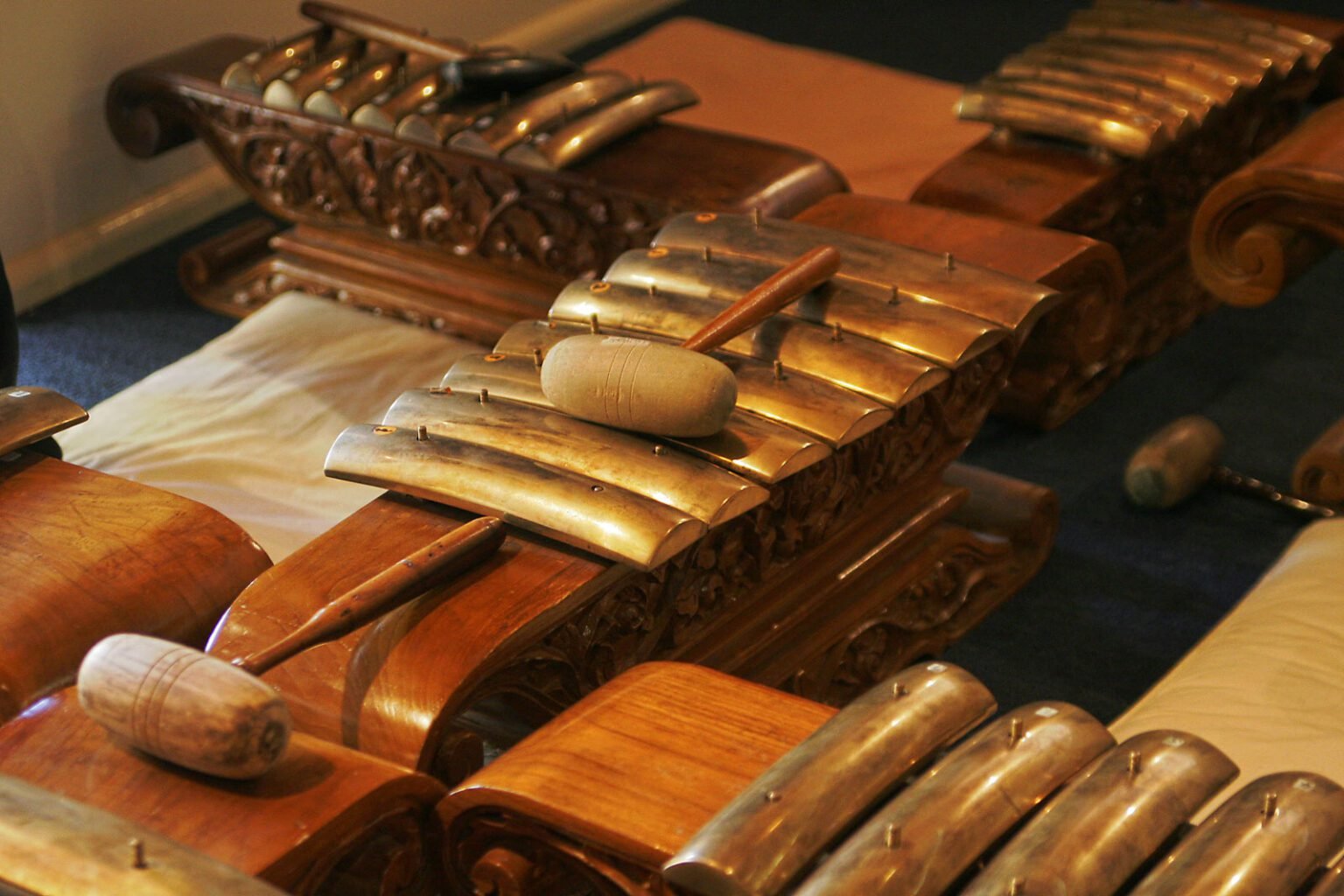 The Music of Metal: Exploring the World of Metallophones - historified