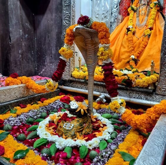  Exploring the Spiritual Splendor of Omkareshwar Jyotirlinga: A Journey to the Sacred Heart of India
