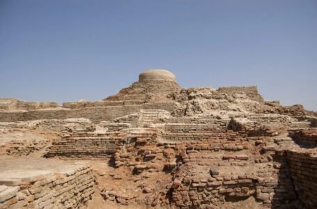 Rakhigarhi: Speaking Out the Secrets of the Old Architectural Marvels of the Indus Valley Civilization