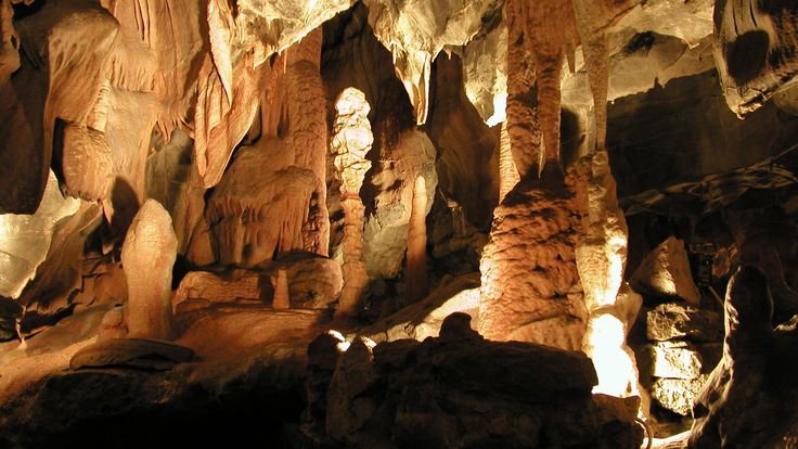  Mawsmai Caves: Nature’s Artistic Wonder in the Heart of Meghalaya