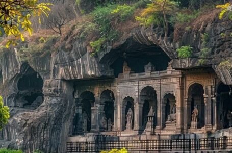 The Architectural Marvels of Aurangabad Caves: A Blend of Art and History