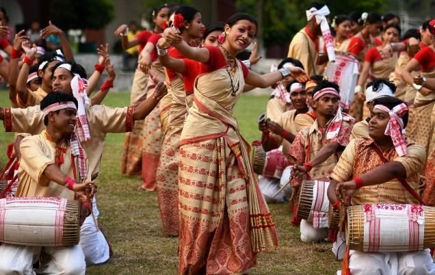  The Bihu Dance: A Symbol of Assamese Culture and Identity