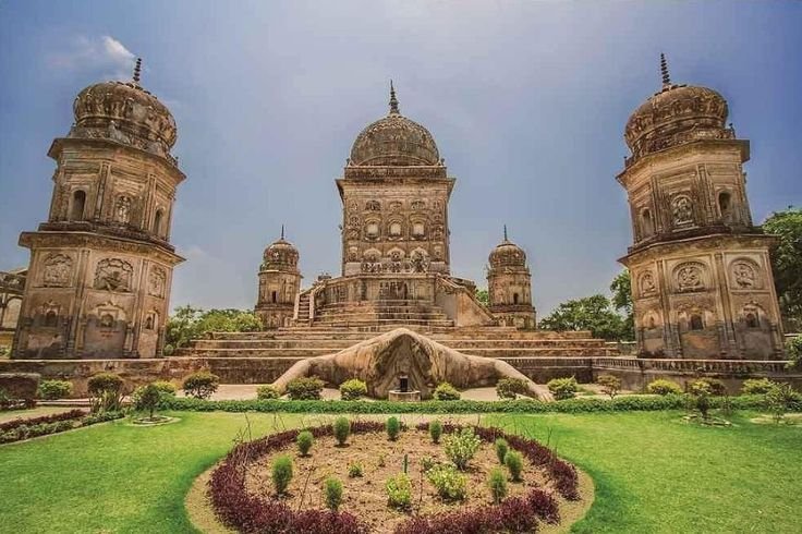 The Mystical Frog Temple of Uttar Pradesh: Where Ancient Beliefs Come Alive
