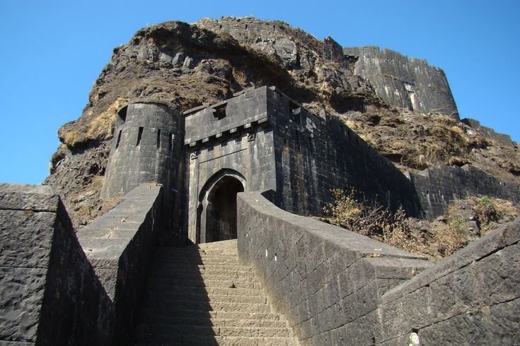 Echoes of Forgotten Forts: Hidden Stories from India’s Overlooked Strongholds
