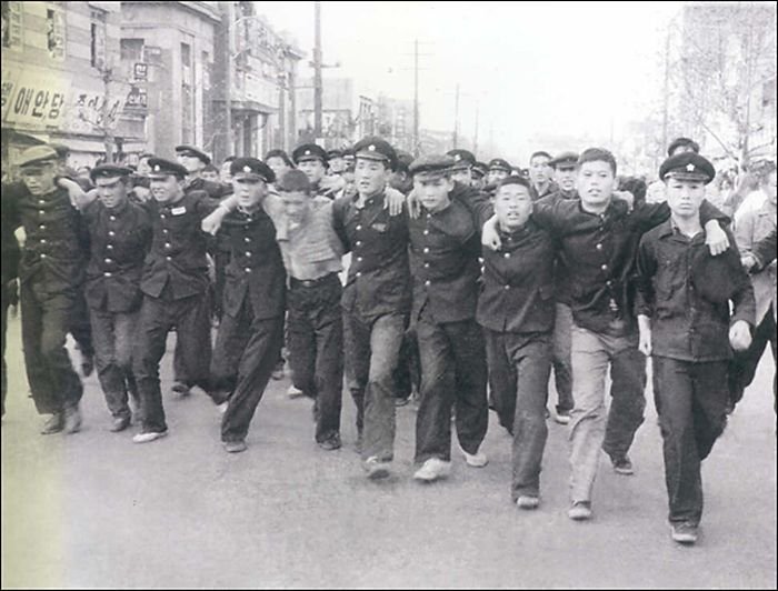  The Global Student Uprisings of 1968: A Year Making All the Difference