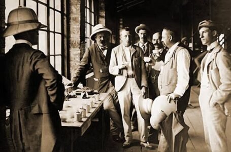 Tea and Empire: How a Drink Built the British Raj