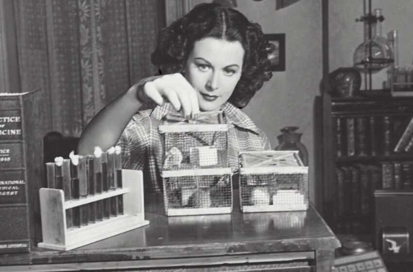  Hedy Lamarr: Beauty, Scandal, and the Invention that Changed the Modern World