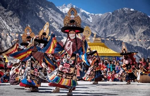  DOSMOCHE FESTIVAL: A JOURNEY THROUGH CULTURE AND CELEBRATION